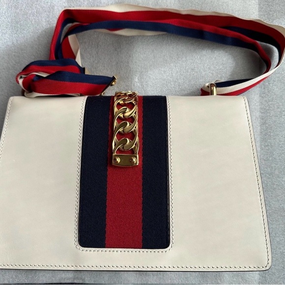 Gucci Sylvie Shoulder Bag with Gold Accents - Picture 4 of 14